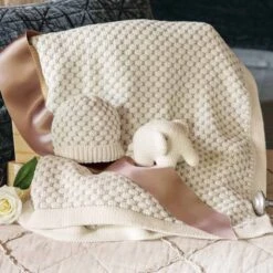 Baby’s Warm Welcome Crate