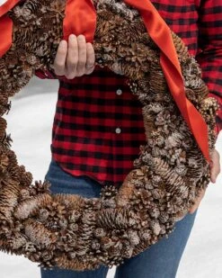 Snowy Pinecone Wreath -Gift Shop 26461 Snowy Pinecone Wreath ALT 03 P