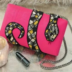 Magenta Serpentine Clutch